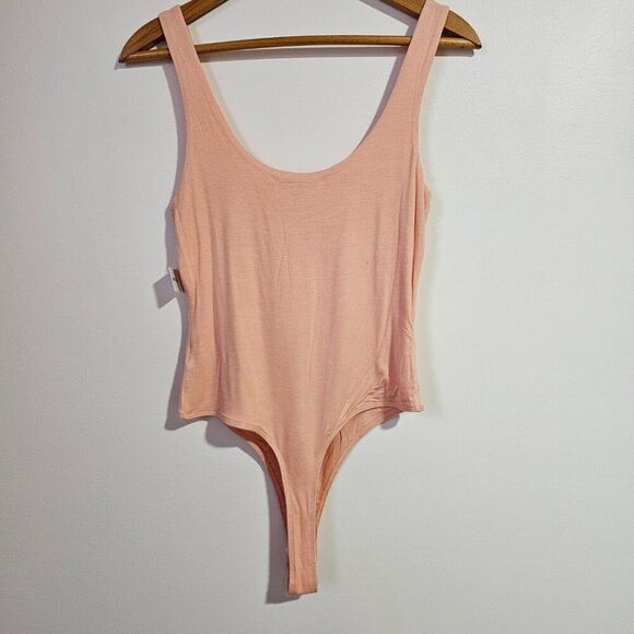 NWT DOUBLE ZERO PEACH SCOOP NECK BODYSUIT TANK SIZE MEDIUM - Picture 5 of 14